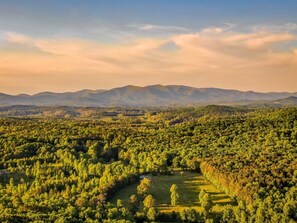 Dreamy Views From Mountain Top Lodge 