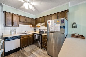 A fully stocked kitchen makes meal preparation a breeze.