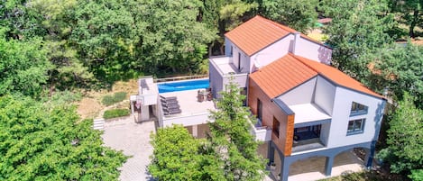 Aerial view on the villa. Max privacy and beautiful surrounding.