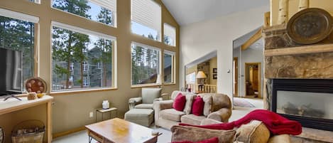 Gold King Chalet - a SkyRun Breckenridge Property - 