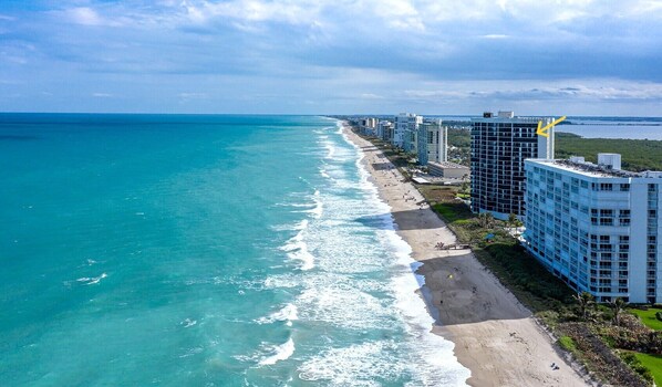 Jensen Beach see tall bld yellow arrow 
19th floor corner unit 