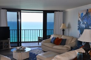 Leather Sofas Modern comfort 
Beach breezes