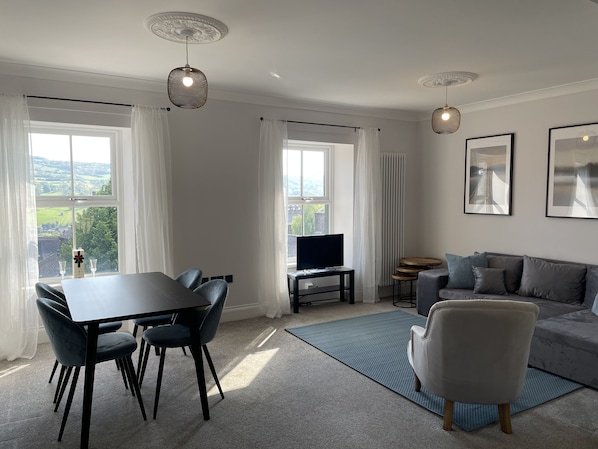Open plan dining and living area