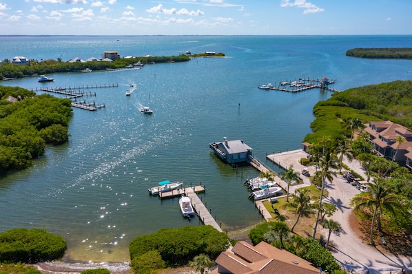 Safety Harbor Townhomes offer Harbor and Ocean Views! 