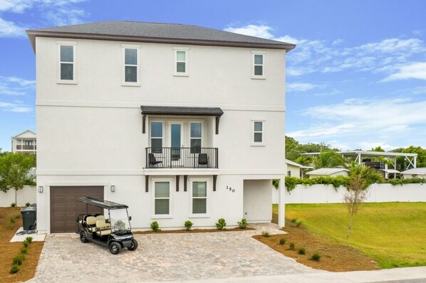 Grand Charm Chateau