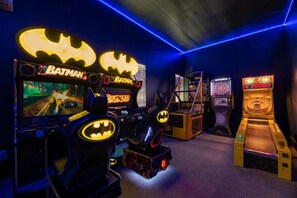 [amenities:game-room:1] Game Room