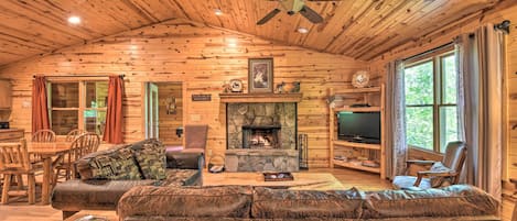 Clarksville Vacation Rental Cabin | 6BR | 5BA | 2,400 Sq Ft | 2 Stories