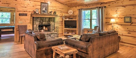 Clarksville Vacation Rental Cabin | 6BR | 5BA | 2,400 Sq Ft | 2 Stories