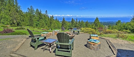 Port Angeles Vacation Rental | 1BR | 1BA | 720 Sq Ft | 2-Story Cabin