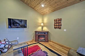 Living Room | Electric Fireplace