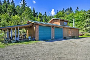 Cabin Exterior | Homeowner On-Site | Steps Required to Access Bedroom