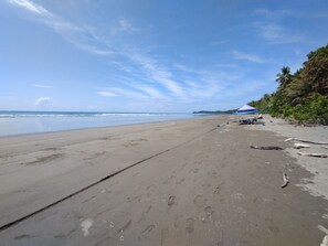 The National Park Beach is walking distance from the home. 