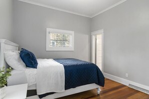 Bedroom with Queen Bed