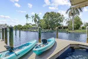 vacation rental with kayaks