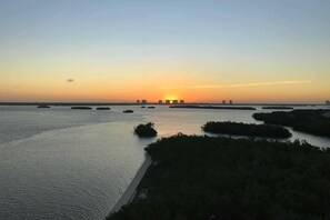 Early risers will be treated to beautiful unrises over the the bay.