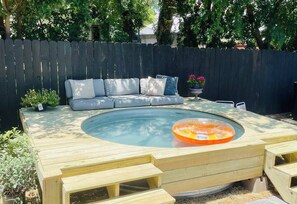 Cool off in our dipping pool. Not a large pool but all you need for a relaxing evening after sightseeing. 