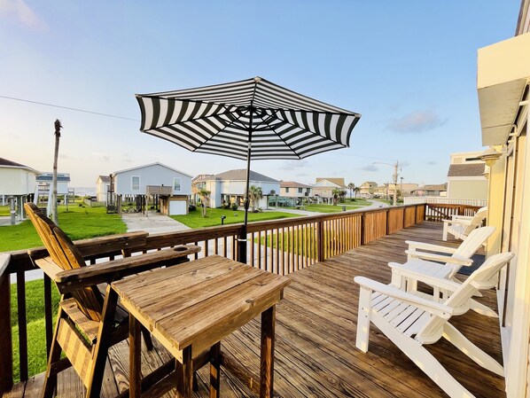 Views of the gulf and endless sounds of the waves from the balcony.