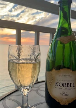 Enjoy the view with a glass of champagne at sunset directly from the balcony 