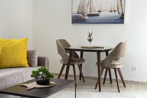 The dining room has a classy dining table with chairs that you're gonna love!