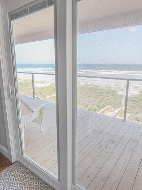 Balcony for BR4