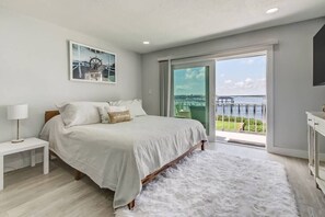 Luxury King in a Luxe Space