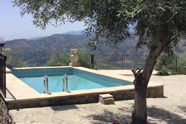 Holiday Home Swimming Pool