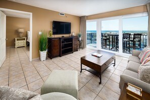 Relax in the living room while watching TV and overlooking the water