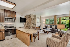 Kitchen with counter seating