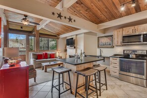 Full kitchen with island seating