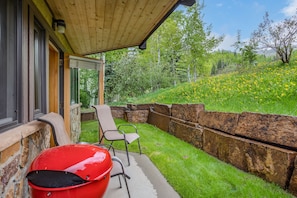 Ski-in, ski-out patio with BBQ grill