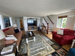  The tv console has a fireplace with the option to have heat or not.