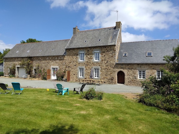 Extérieur