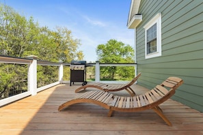 Chaise lounges and BBQ Grill