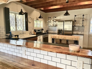 Farmhouse Style Kitchen