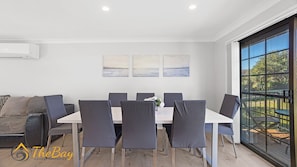 Dining Area - Kitchen