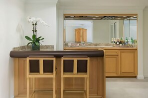 Mini bar