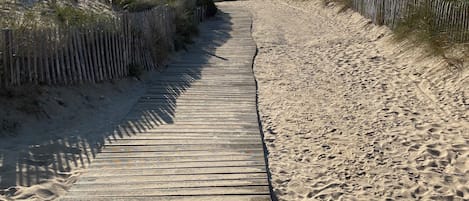 A 5 mn à pieds de la plage