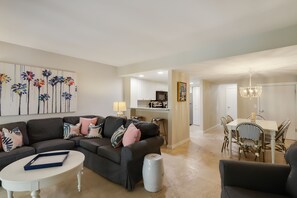 Great open floor plan in Our 2 Story Villa with room for all!