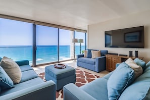 Spectacular views of the beach, boardwalk and ocean from the 9th floor. You don't want to miss a sunset here!