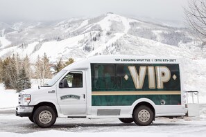 VIP_Shuttle-099