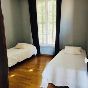 CHAMBRE 1