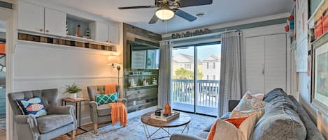 Surfside Beach Vacation Rental | 1BR | 1BA | 507 Sq Ft | 2nd-Floor Condo