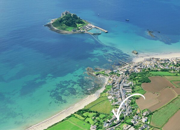 Ideally located a short stroll from Marazion