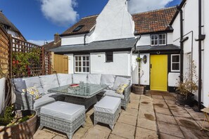 Holmdale in Porlock, outside seating area