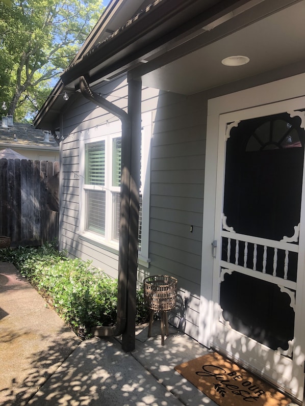 Front Door / courtyard 