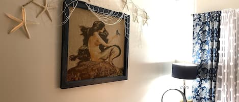 Attractive Mermaid and Nautical Theme decor'