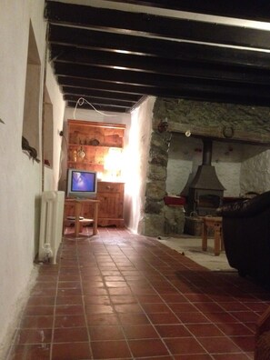 'hall' room