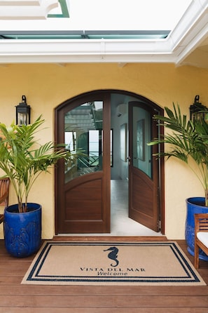 Step in through the front door. Beauty and Tranquility await YOU!