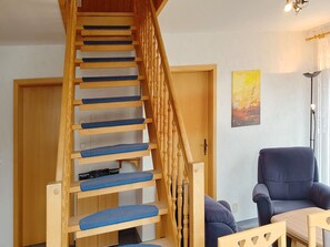offene Treppe zum OG Ferienwohnung 1