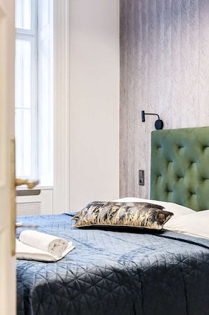 Bedroom with king-size bed